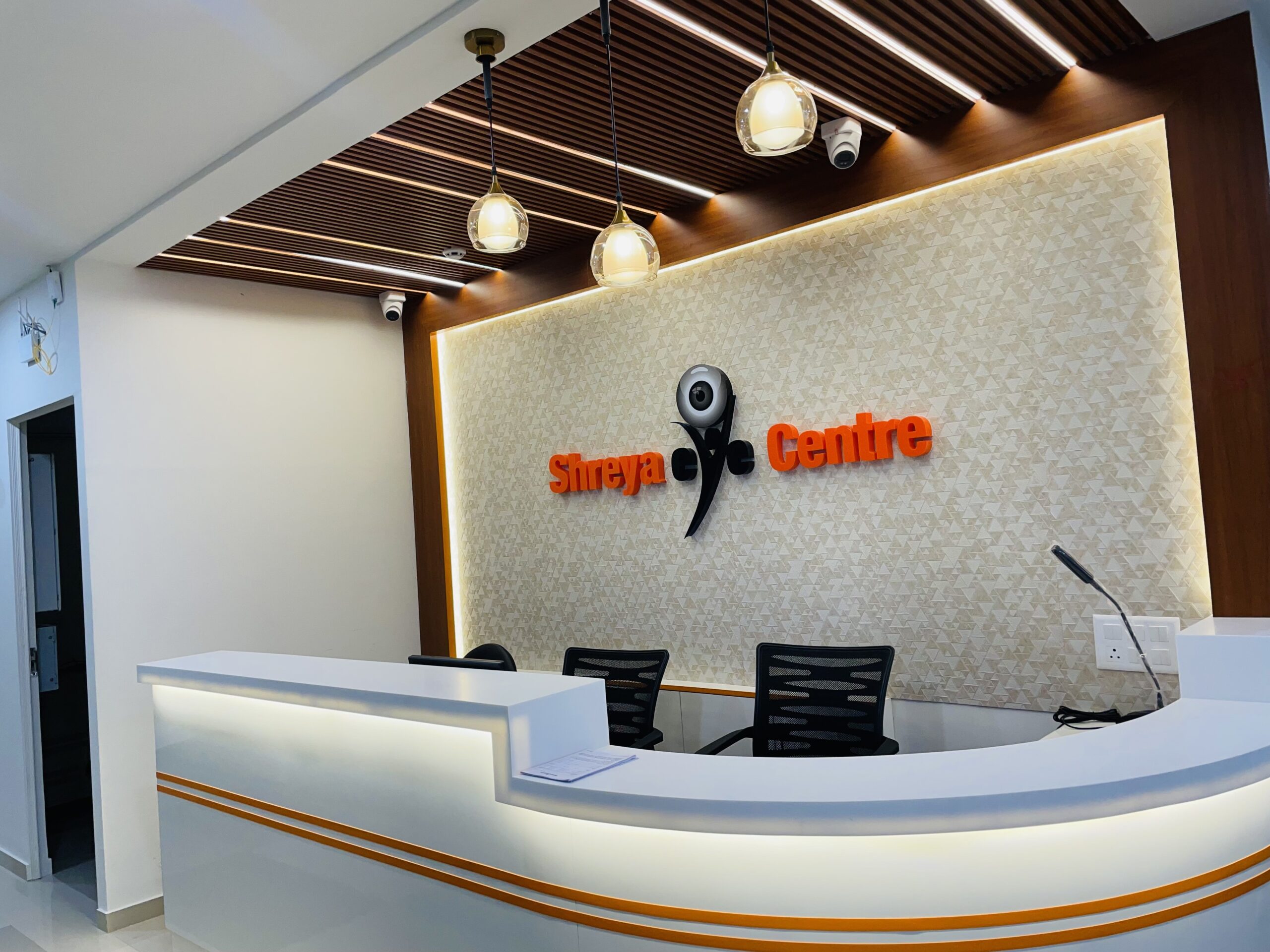 Shreya eye centre, Indirapuram at Best Eye Hospital in East Delhi